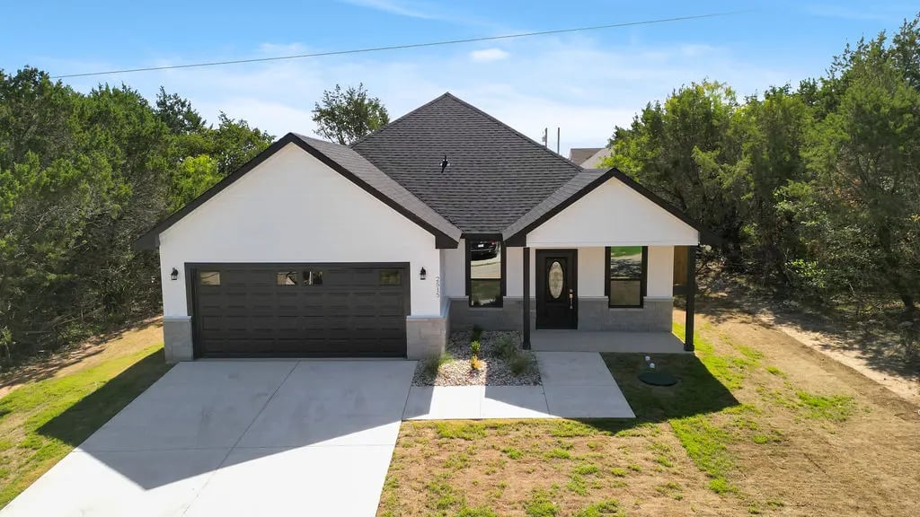 2515 Austin Court