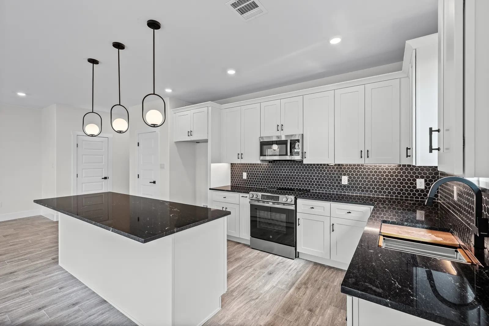 22-2712 Steepleridge Granbury-2019.jpg